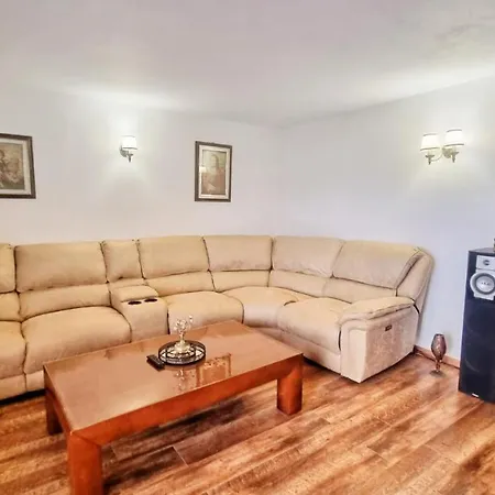 Pensiune Casa Otilia - *