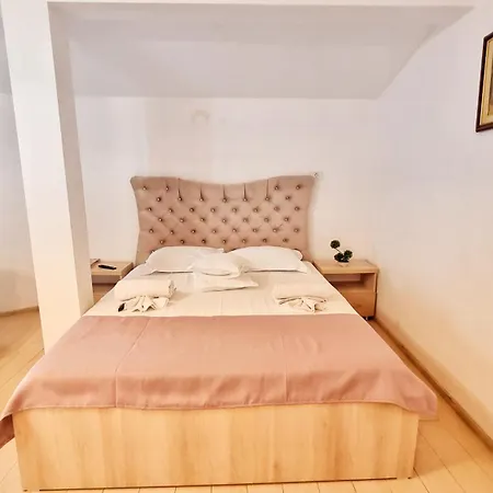 Casa Otilia - 4* Tuzla