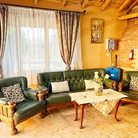 Casa Otilia - Pensión 4*
